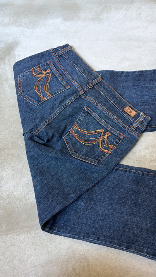 DKNY Jeans