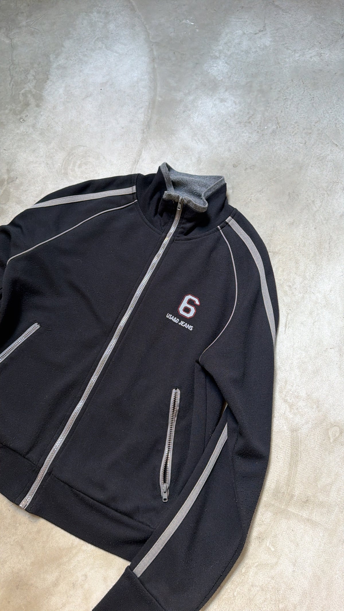 USA 6 Zip-Up Jacket