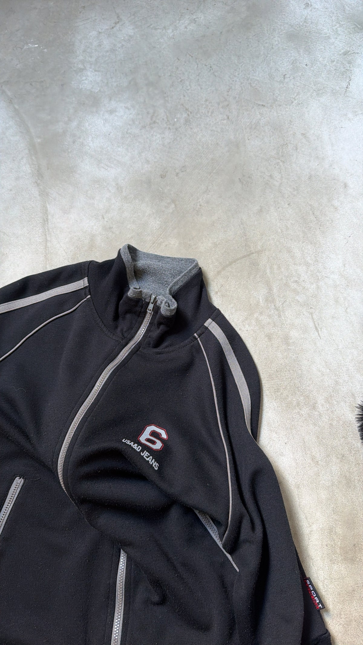 USA 6 Zip-Up Jacket