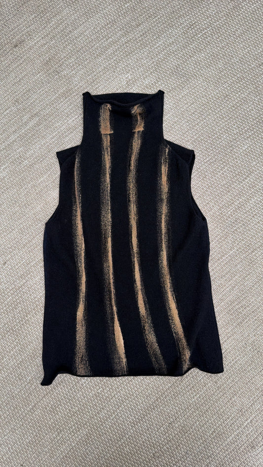 Italian-made cashmere sweater vest