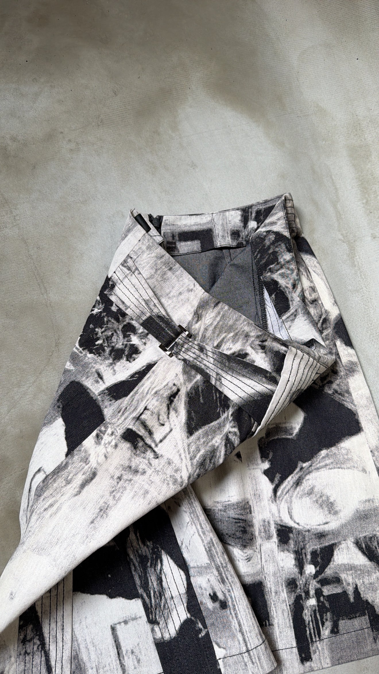 Abstract Print Skirt