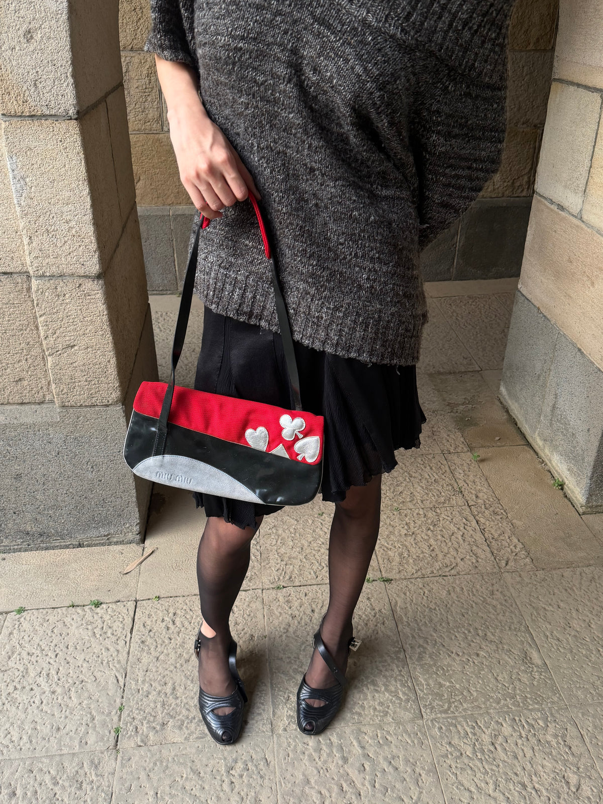 AW1999 MIU MIU Poker Shoulder Bag