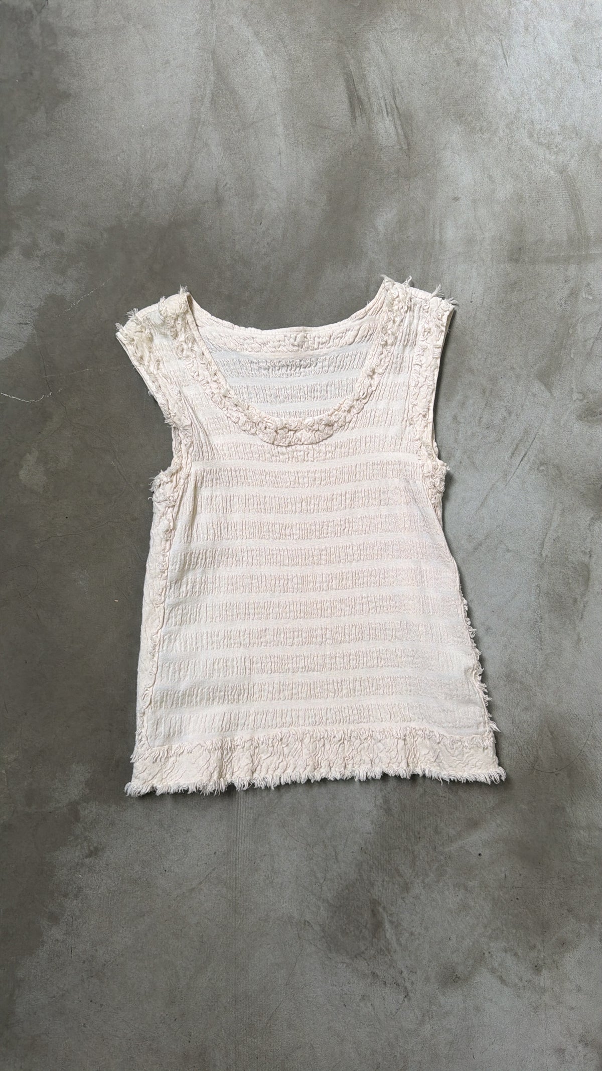 ISSEY MIYAKE me Textured Sleeveless Top