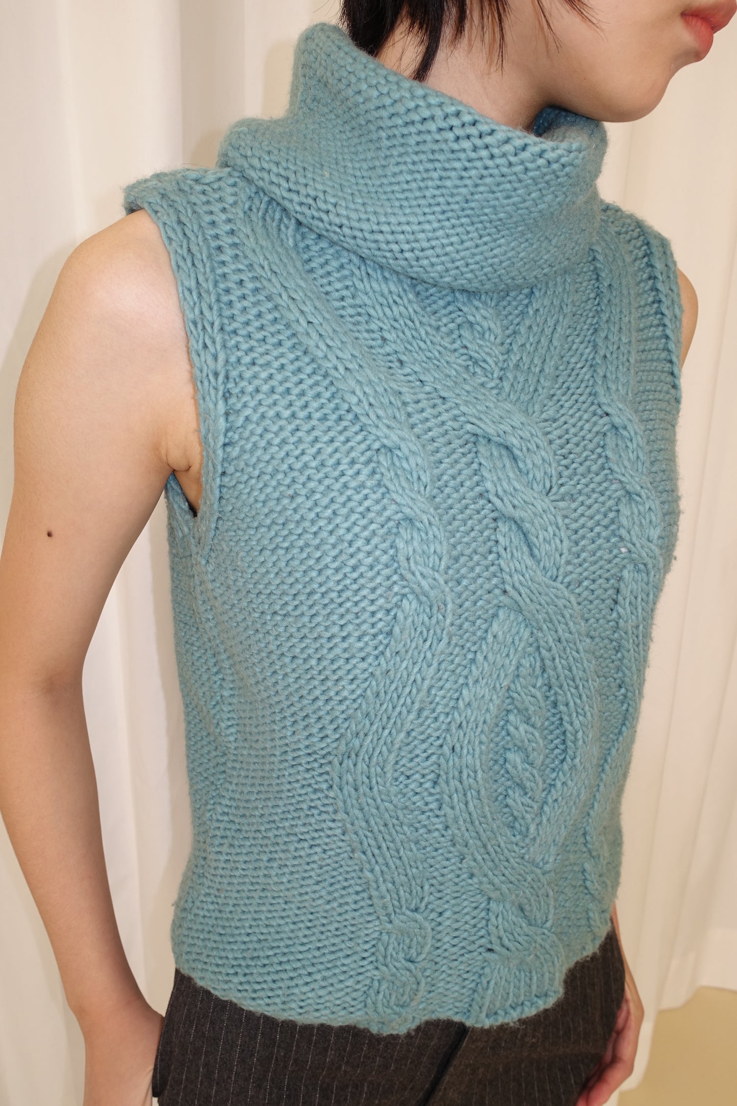 Italian brand aqua green knit vest