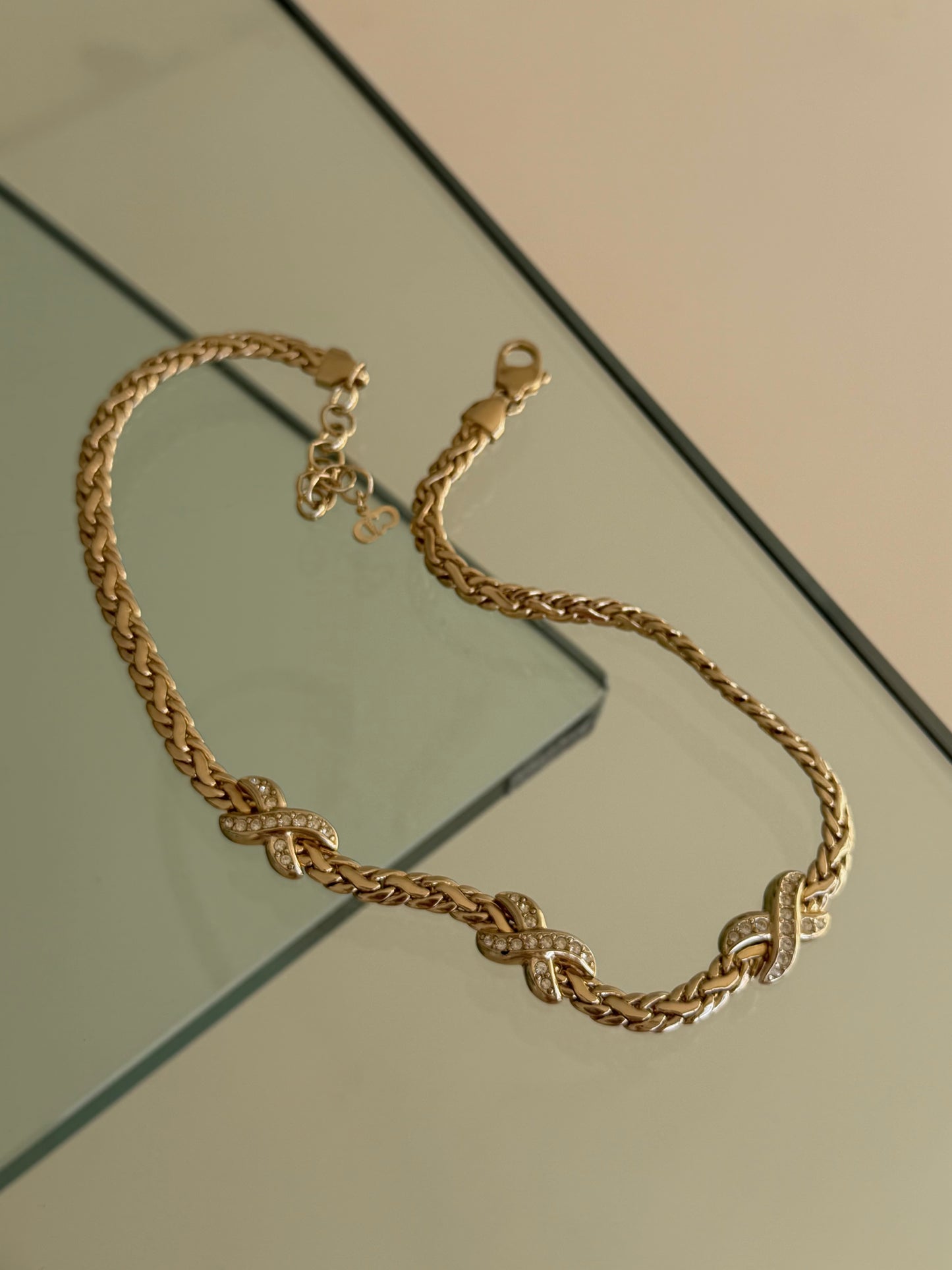 Vintage Dior gold-tone 紐結項鍊